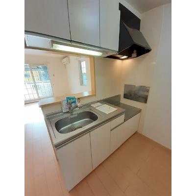 カーサ．エテルノ　Ⅰ 103【管理NO：1-016403801-01030】 ★家具家電は申し込み後に搬入します★ ★2026年11月中旬入居可能★の物件写真3