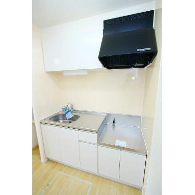 プリムローズⅣ 104【管理NO：1-022090401-01040】 ★家具家電は申し込み後に搬入します★ ★2026年11月上旬入居可能★の物件写真3