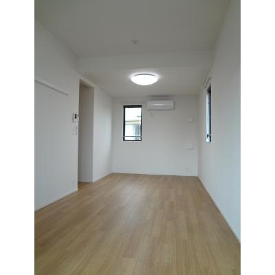 ティニィー・クローバー 202【管理NO：1-022511801-02020】 ★家具家電は申し込み後に搬入します★ ★2026年11月中旬入居可能★の物件写真2