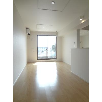 アルモニー　玉名 105【管理NO：1-022452401-01040】 ★家具家電は申し込み後に搬入します★ ★2026年11月上旬入居可能★の物件写真2