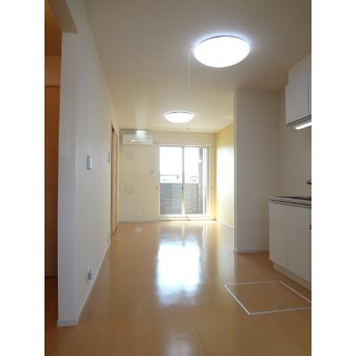 ブリッサＣ 102【管理NO：1-018852601-01020】 ★家具家電は申し込み後に搬入します★ ★2026年11月上旬入居可能★の物件写真2