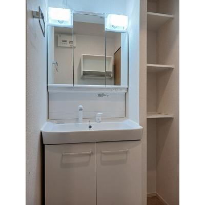 ルアナ 202【管理NO：1-026455101-02020】 ★家具家電は申し込み後に搬入します★ ★2026年10月下旬入居可能★の物件写真6