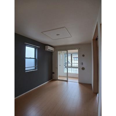 グランジェロ 202【管理NO：1-020422001-02020】 ★家具家電は申し込み後に搬入します★ ★2026年11月上旬入居可能★の物件写真2