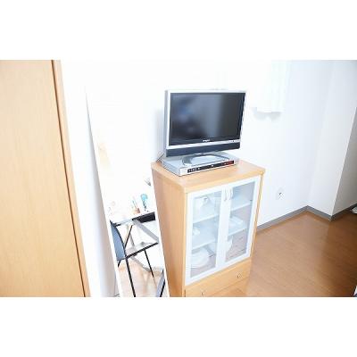 アパートメント四季【4号室】禁煙ルーム♪閑静な住宅街！♪バス・トイレ別♪インターネット無料♪オートロック完備　駐車場付き🚗の物件写真3