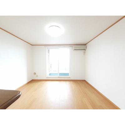 アンシャンテ 201【管理NO：1-011775701-02010】 ★家具家電は申し込み後に搬入します★ ★2026年11月上旬入居可能★の物件写真2