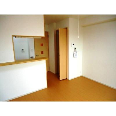 アマリーラパレッド 203【管理NO：1-015856501-02030】 ★家具家電は申し込み後に搬入します★ ★2026年11月中旬入居可能★の物件写真2