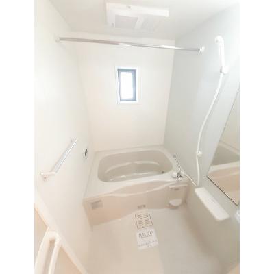 カーサ・デ・グラシア 201【管理NO：1-020037901-02010】 ★家具家電は申し込み後に搬入します★ ★2026年11月上旬入居可能★の物件写真4