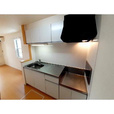 グラン・ベルⅡ 101【管理NO：1-019180602-01010】 ★家具家電は申し込み後に搬入します★ ★2026年11月中旬入居可能★の物件写真3