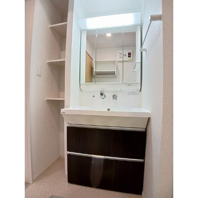 フランカーサ 201【管理NO：1-022219701-02010】 ★家具家電は申し込み後に搬入します★ ★2026年11月上旬入居可能★の物件写真6