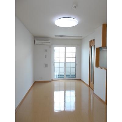 カサ　フェリス 105【管理NO：1-015999601-01040】 ★家具家電は申し込み後に搬入します★ ★2026年11月上旬入居可能★の物件写真2