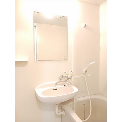 ユリカハイツ　Ⅱ 205【管理NO：1-003280901-02050】 ★家具家電は申し込み後に搬入します★ ★2026年10月下旬入居可能★の物件写真6