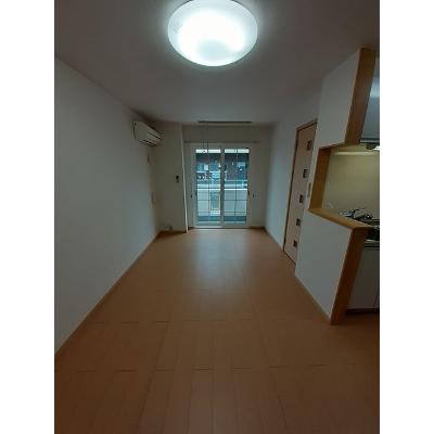 エアリーⅠ 103【管理NO：1-016443901-01030】 ★家具家電は申し込み後に搬入します★ ★2026年11月中旬入居可能★の物件写真2