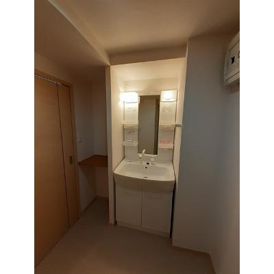 エアリーⅠ 103【管理NO：1-016443901-01030】 ★家具家電は申し込み後に搬入します★ ★2026年11月中旬入居可能★の物件写真6