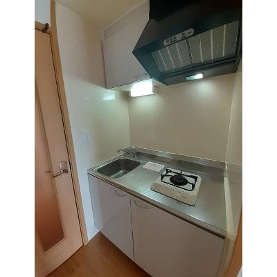 シンフォニア 202【管理NO：1-013127401-02020】 ★家具家電は申し込み後に搬入します★ ★2026年10月下旬入居可能★の物件写真3