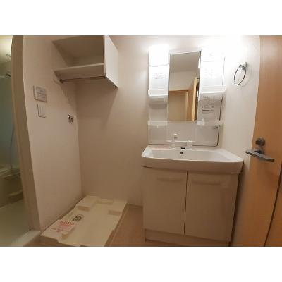 カノン 204【管理NO：1-020744401-02040】 ★家具家電は申し込み後に搬入します★ ★2026年10月中旬入居可能★の物件写真6