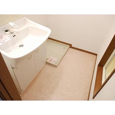 ホワイトヒューレ 201【管理NO：1-010989301-02010】 ★家具家電は申し込み後に搬入します★ ★2026年11月下旬入居可能★の物件写真6