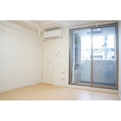 フィオーレ静 403【管理NO：1-023258601-04030】 ★家具家電は申し込み後に搬入します★ ★2026年11月中旬入居可能★の物件写真2