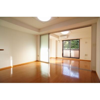 ブリアンコリーヌ 403【管理NO：1-014274601-04030】 ★家具家電は申し込み後に搬入します★ ★2026年11月中旬入居可能★の物件写真2