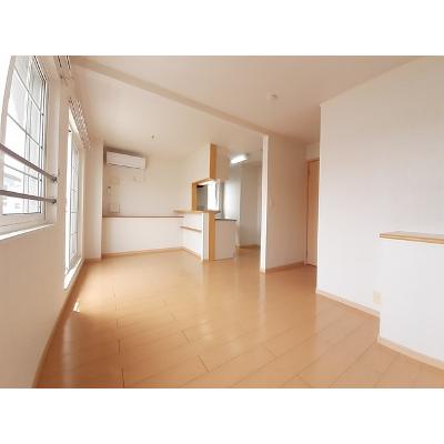 オーブ・プロムナード　Ⅲ 201【管理NO：1-015537801-02010】 ★家具家電は申し込み後に搬入します★の物件写真2