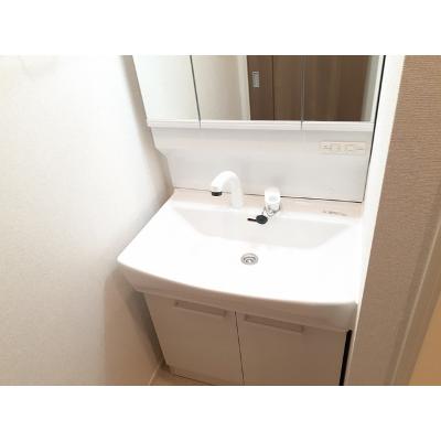 レイブンクロー 204【管理NO：1-026630103-02040】 ★家具家電は申し込み後に搬入します★ ★2026年11月中旬入居可能★の物件写真6