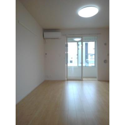 ストロベリー　フィールズ 102【管理NO：1-023822202-01020】 ★家具家電は申し込み後に搬入します★ ★2026年11月中旬入居可能★の物件写真2