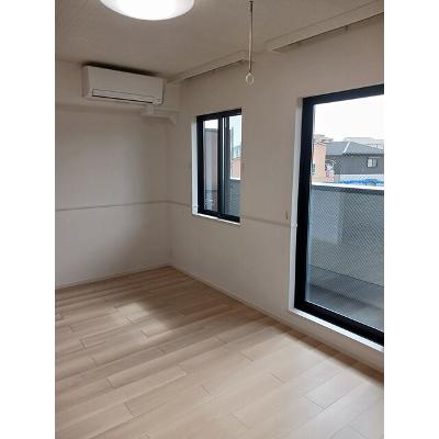 エメラ　ファミーユ 202【管理NO：1-028292301-02020】 ★家具家電は申し込み後に搬入します★ ★2026年11月中旬入居可能★の物件写真2
