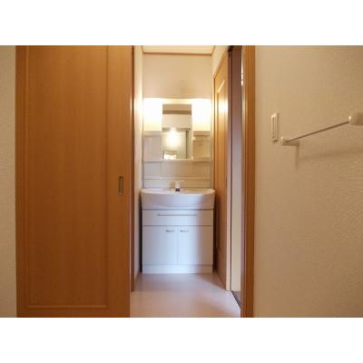 パーシモンⅡ 101【管理NO：1-013520402-01010】 ★家具家電は申し込み後に搬入します★ ★2026年10月下旬入居可能★の物件写真6
