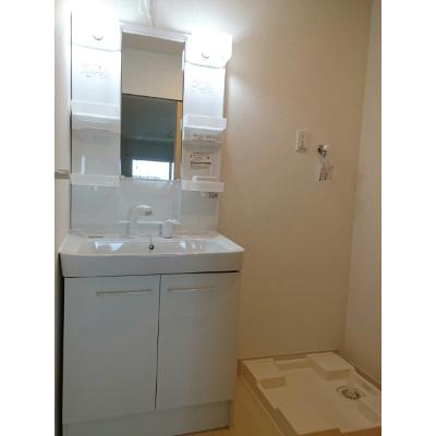 ホワイト　フォレスト 202【管理NO：1-020611901-02020】 ★家具家電は申し込み後に搬入します★ ★2026年11月中旬入居可能★の物件写真6
