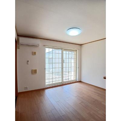 スイートベリー 103【管理NO：1-012771901-01030】 ★家具家電は申し込み後に搬入します★ ★2026年11月中旬入居可能★の物件写真2