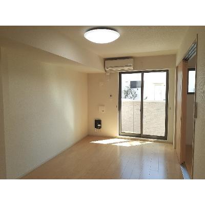 ブリッサ 103【管理NO：1-021637701-01030】 ★家具家電は申し込み後に搬入します★ ★2026年10月下旬入居可能★の物件写真2