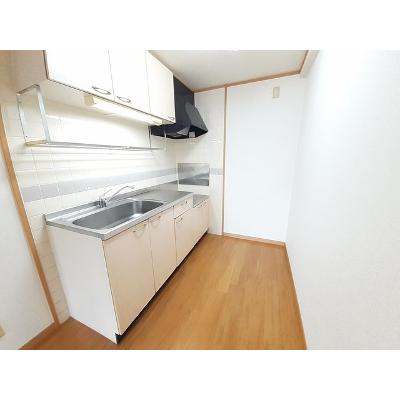 エトワール宝地 203【管理NO：1-010938401-02030】 ★家具家電は申し込み後に搬入します★ ★2026年11月中旬入居可能★の物件写真3