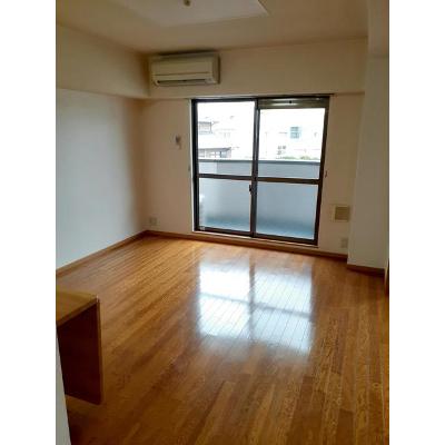 アーバンライフ春風 205【管理NO：1-012384101-02040】 ★家具家電は申し込み後に搬入します★ ★2026年11月上旬入居可能★の物件写真2