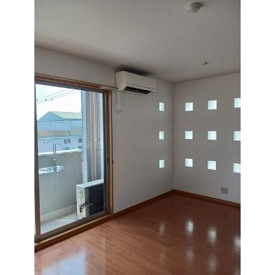 アルテ　エスパシオ 301【管理NO：1-099366201-03010】 ★家具家電は申し込み後に搬入します★ ★2026年11月上旬入居可能★の物件写真2
