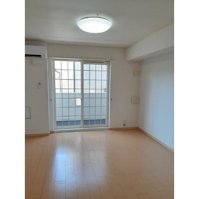 ブリリアント寺家 103【管理NO：1-015808901-01030】 ★家具家電は申し込み後に搬入します★ ★2026年11月中旬入居可能★の物件写真2