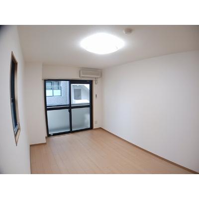 パラス卯兵衛 404【管理NO：1-011839601-04040】 ★家具家電は申し込み後に搬入します★ ★2026年11月上旬入居可能★の物件写真2