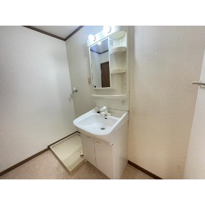 ハイライフ 203【管理NO：1-011695801-02030】 ★家具家電は申し込み後に搬入します★ ★2026年11月上旬入居可能★の物件写真6
