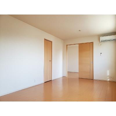 ポルトボヌールⅡ 202【管理NO：1-018733601-02020】 ★家具家電は申し込み後に搬入します★ ★2026年11月上旬入居可能★の物件写真2