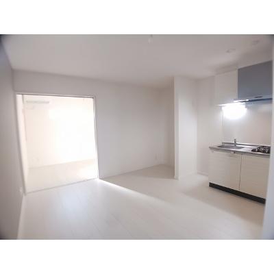 グラン 103【管理NO：1-099446301-01030】 ★家具家電は申し込み後に搬入します★ ★2026年10月中旬入居可能★の物件写真2