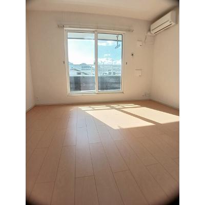 メゾニティー・室町　Ⅱ 203【管理NO：1-020609001-02030】 ★家具家電は申し込み後に搬入します★ ★2026年11月中旬入居可能★の物件写真2