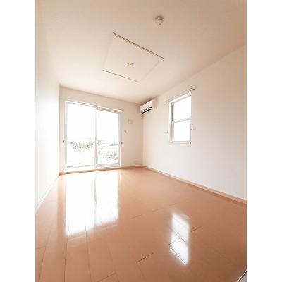 向日葵　Ａ 104【管理NO：1-015260401-01040】 ★家具家電は申し込み後に搬入します★ ★2026年11月中旬入居可能★の物件写真2