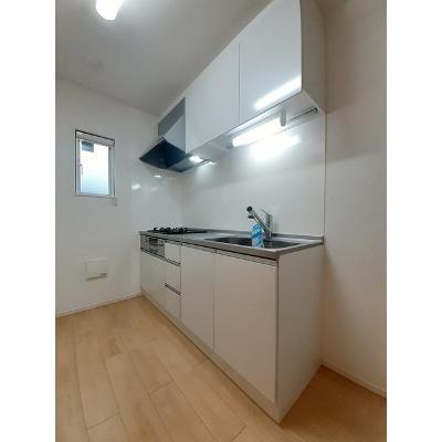 apartment 〒108-0075　東京都港区港南２丁目16-1