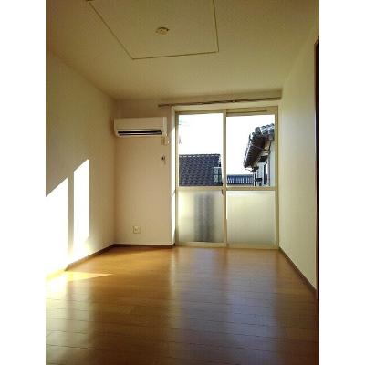 ベルメイユＢ 201【管理NO：1-006628102-02010】 ★家具家電は申し込み後に搬入します★ ★2026年12月中旬入居可能★の物件写真2