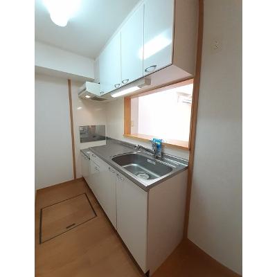 ラック　ヴィラＣ 102【管理NO：1-013823103-01020】 ★家具家電は申し込み後に搬入します★ ★2026年11月下旬入居可能★の物件写真3