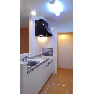 アイメニーエヌケー　Ⅱ 102【管理NO：1-018996102-01020】 ★家具家電は申し込み後に搬入します★ ★2026年11月中旬入居可能★の物件写真3