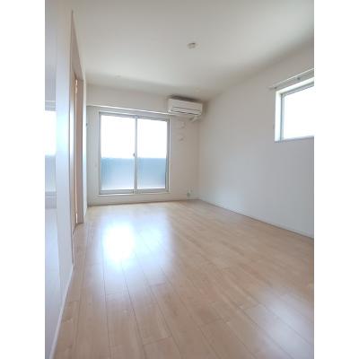 まりばさみⅢ 203【管理NO：1-025349401-02030】 ★家具家電は申し込み後に搬入します★ ★2026年10月中旬入居可能★の物件写真3