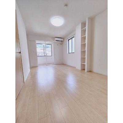 フォレストテラス　ワン 102【管理NO：1-024930101-01020】 ★家具家電は申し込み後に搬入します★の物件写真2