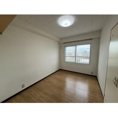 POROKARI旭川1条通Cエアコン/駐車場有/複数室の外観画像