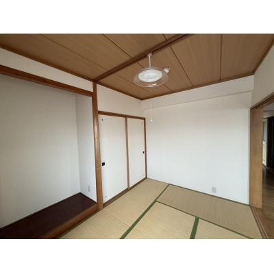 POROKARI旭川1条通Dエアコン/駐車場有/複数室の物件写真2