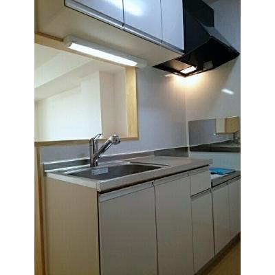 クレセント 103【管理NO：1-018786101-01030】 ★家具家電は申し込み後に搬入します★ ★2026年11月中旬入居可能★の物件写真3