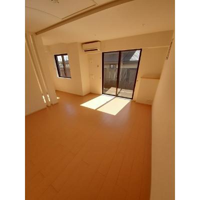 アルバーダ雅　Ⅲ 103【管理NO：1-021147201-01030】 ★家具家電は申し込み後に搬入します★ ★2026年10月下旬入居可能★の物件写真2